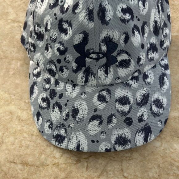 UNDER ARMOUR Youth Hat - Picture 2 of 5